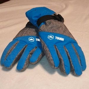Tough winter gloves